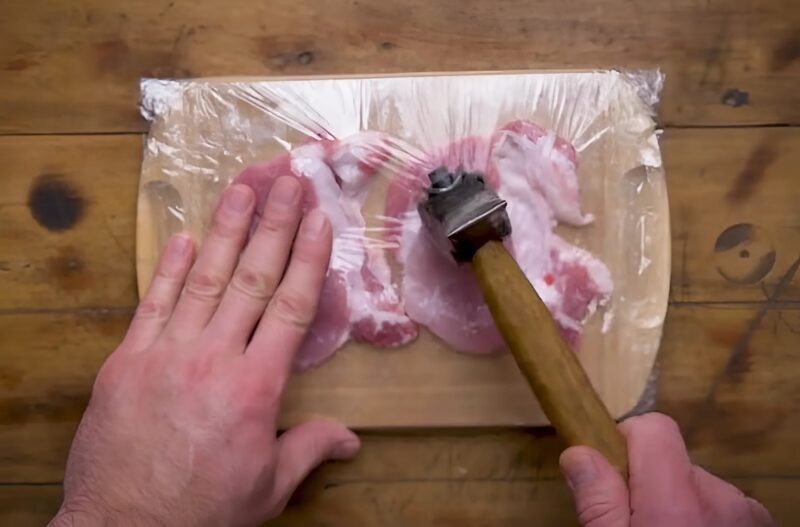 Wie ein alter Hammer sich in ein praktisches und ästhetisches Küchenutensil verwandelt 🔨✨ – eine überraschende und geniale Transformation für den Alltag!