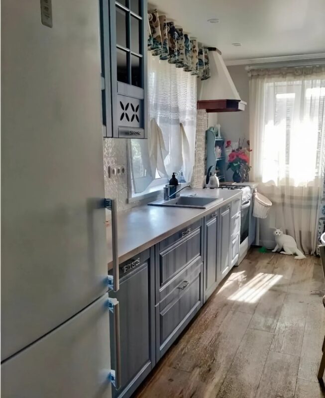 Eine Familie verwandelt ein verfallenes Haus in ein gemütliches Zuhause dank einer vollständigen Renovierung