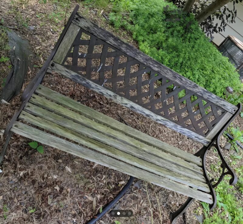 Ich habe eine verlassene Gartenbank restauriert: ein zweites Leben für ein vergessenes Möbelstück 🌿🛠️