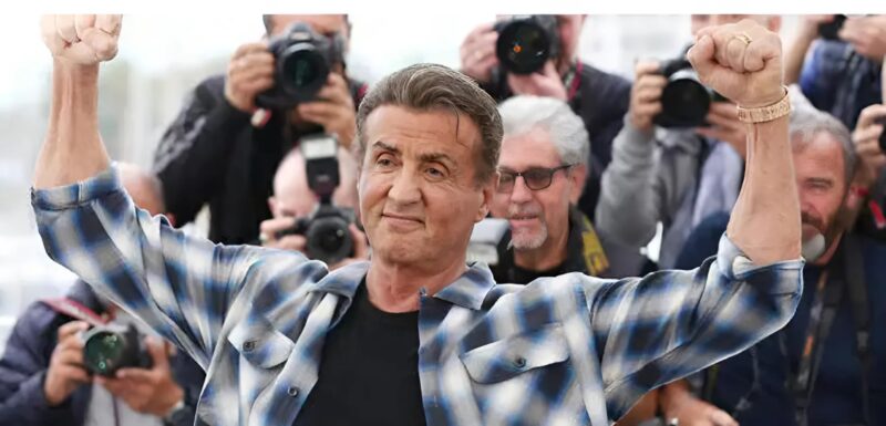 Wussten Sie, dass ein berühmter Schauspieler seit seiner Geburt unter einer Gesichtslähmung leidet?