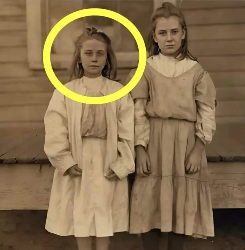 Ein mysteriöses Foto aus einer vergangenen Ära sorgt für Aufsehen und löst Reaktionen aus!