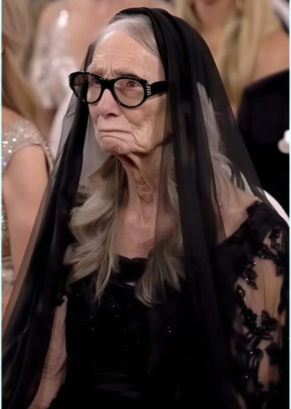 Meine Schwiegermutter kam zu unserer Hochzeit in diesem Kleid und mit diesem Gesichtsausdruck