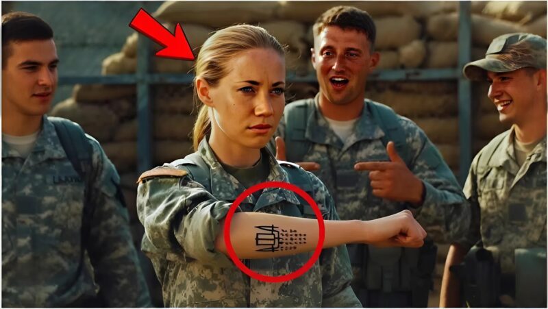 Sie lachten über das Tattoo – dann blieben sie erstarrt, als ein Kommandant der Spezialeinheiten ein Zeichen gab